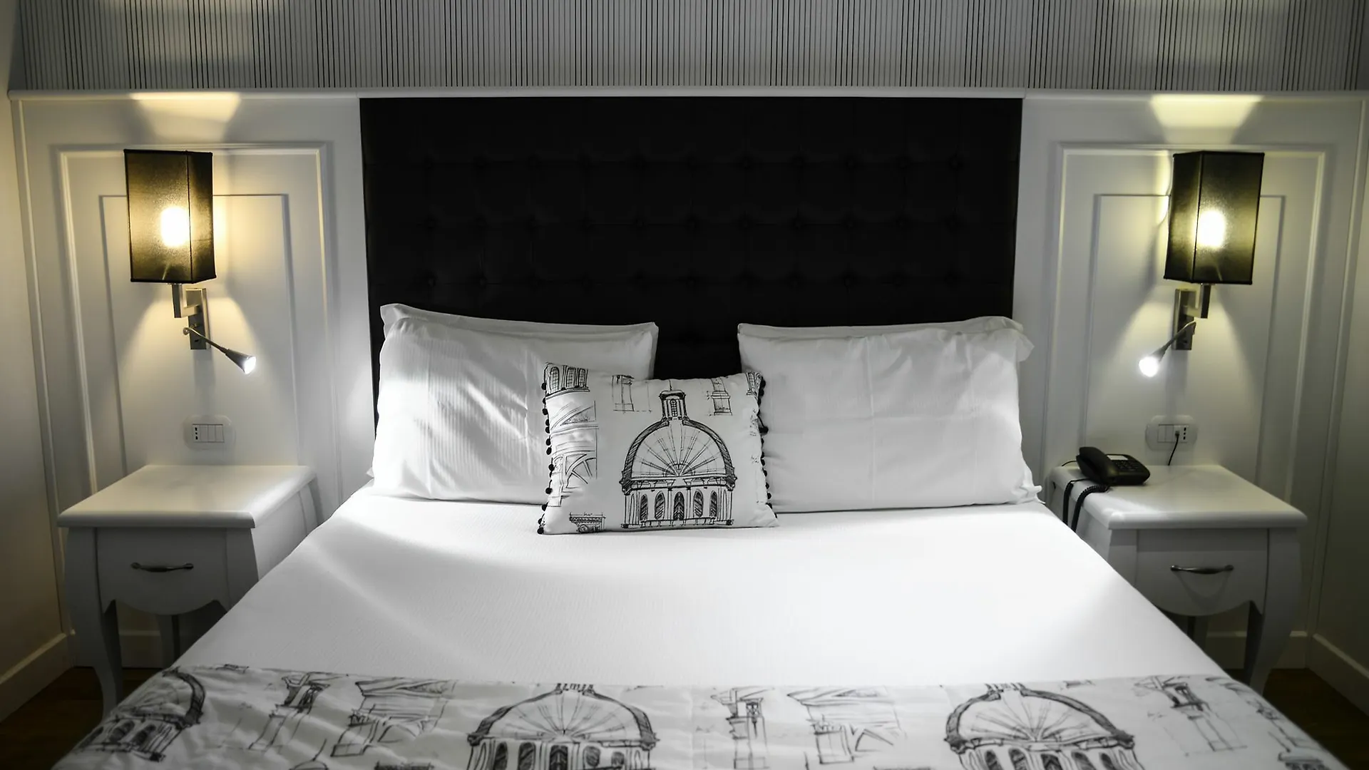 At Forty-One Roma Otel