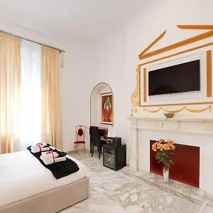 Queen Palace רומא